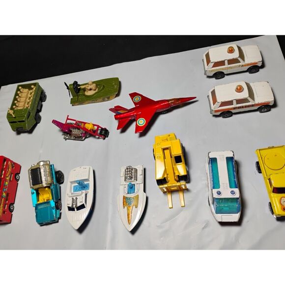 Lot of 13 1970's Matchbox Lesney Motorcycle Army & More - Picture 4 of 12